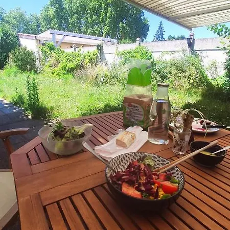 Bed & Breakfast Douce Maison De Ville Le Mans